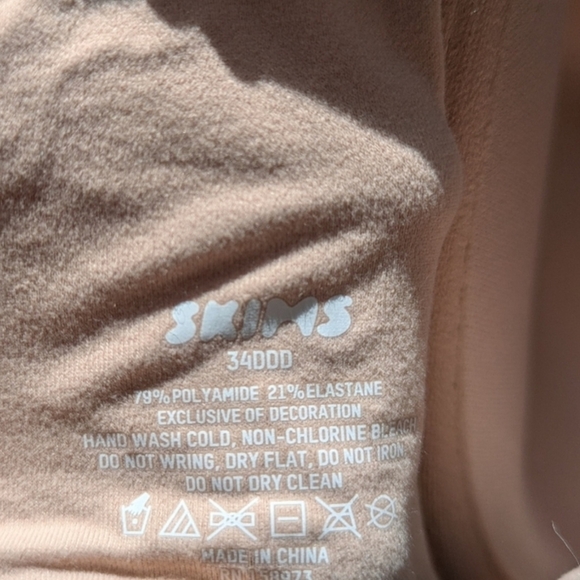 SKIMS Full Coverage Bra 34DDD - NWT - Picture 7 of 7